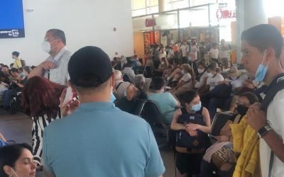 Alcaldesa Virna Johnson insta a concesión del aeropuerto Simón Bolívar a mejorar sistema de aires acondicionados