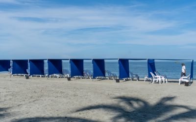 Alcaldía Distrital potencia el desarrollo turístico de El Rodadero y Playa Blanca con dotación de nuevas carpas