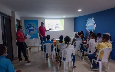 Alcaldía capacitó en atención y servicio al cliente a operadores turísticos de El Rodadero
