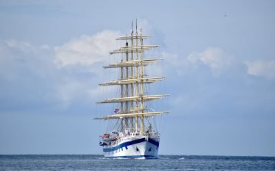 Velero Royal Clipper visita Santa Marta en su recorrido por el mar Caribe