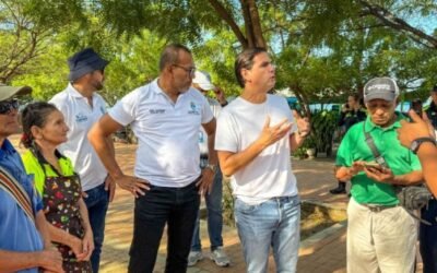 Alcaldía de Santa Marta e Indetur realizan jornada de limpieza en la playa del Aeropuerto